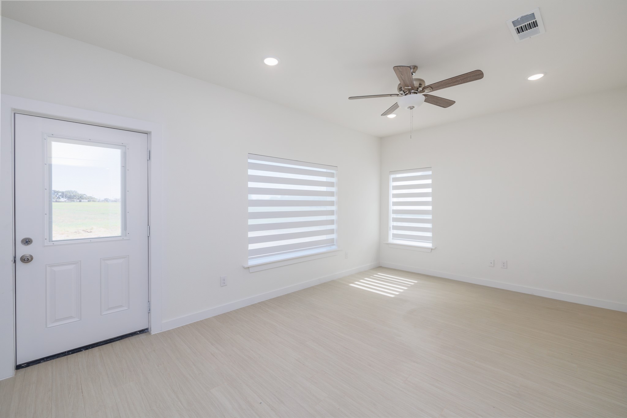 2816 Spring Hill Road