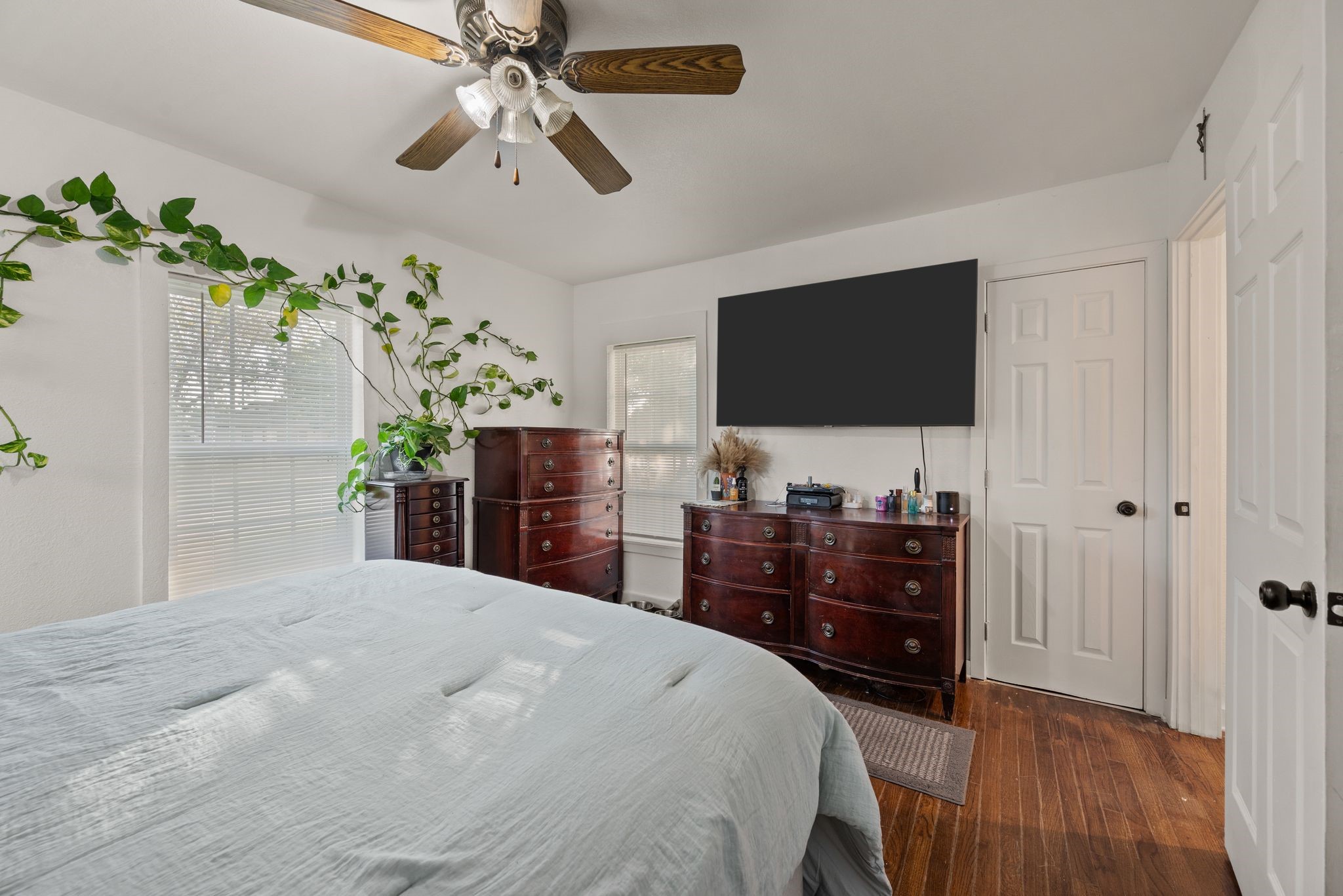 7127 Maple Park Drive