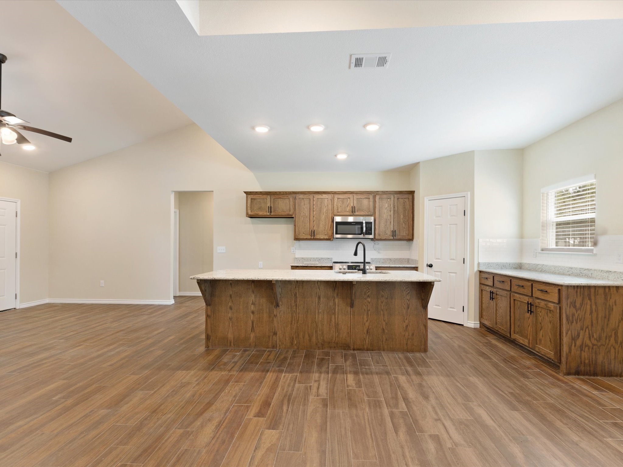 865 County Road 4519