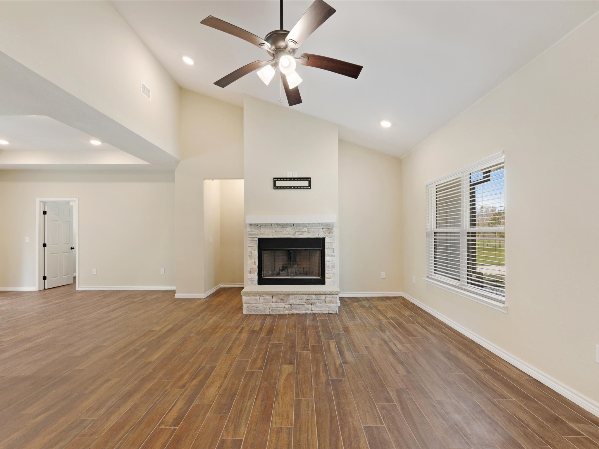 865 County Road 4519