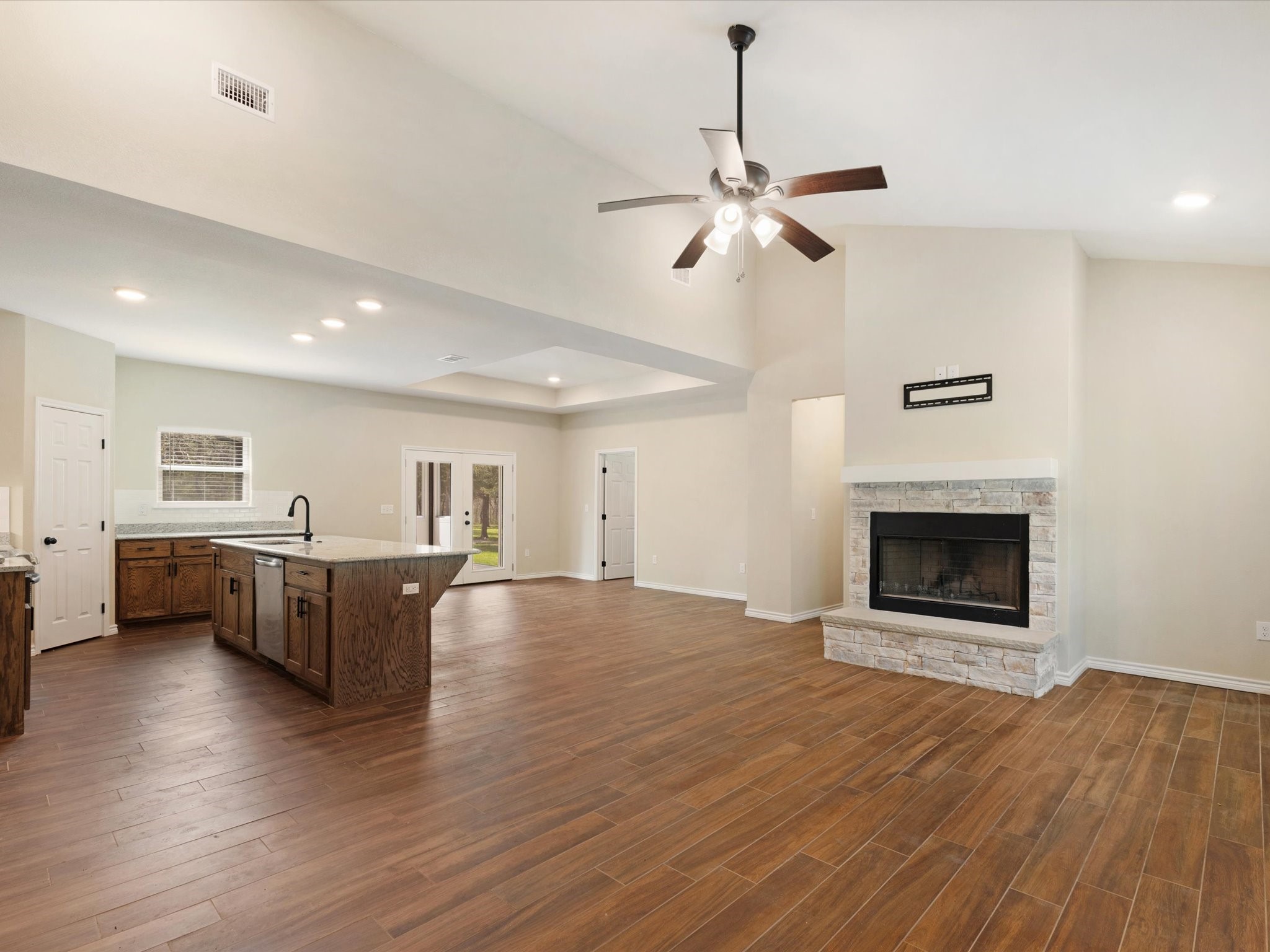 865 County Road 4519