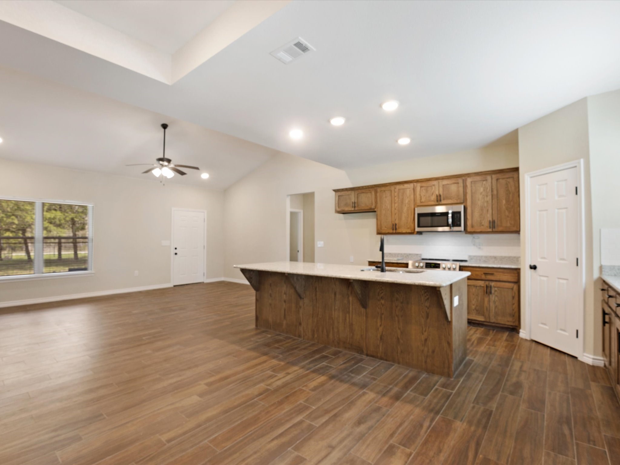 865 County Road 4519