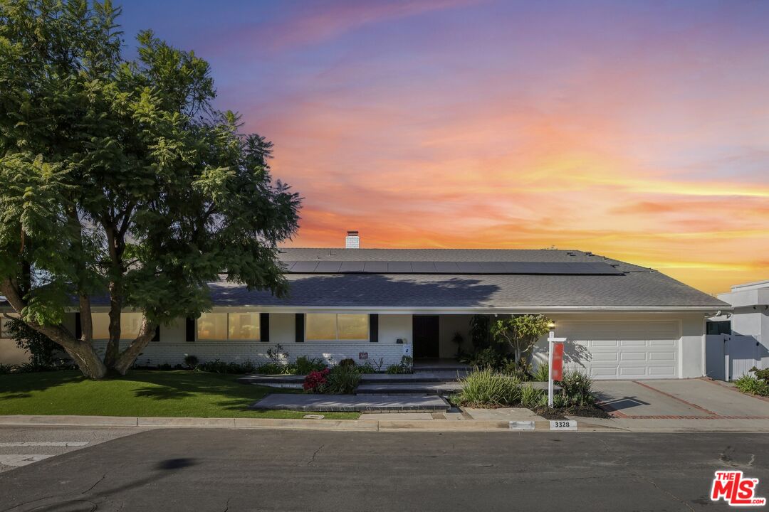 3328 Red Rose Dr