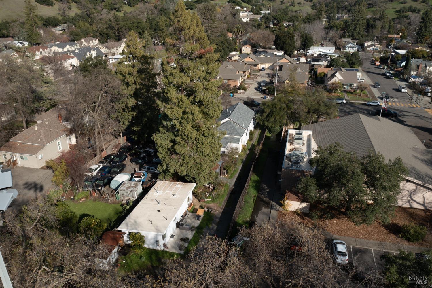 405 N Cloverdale Blvd