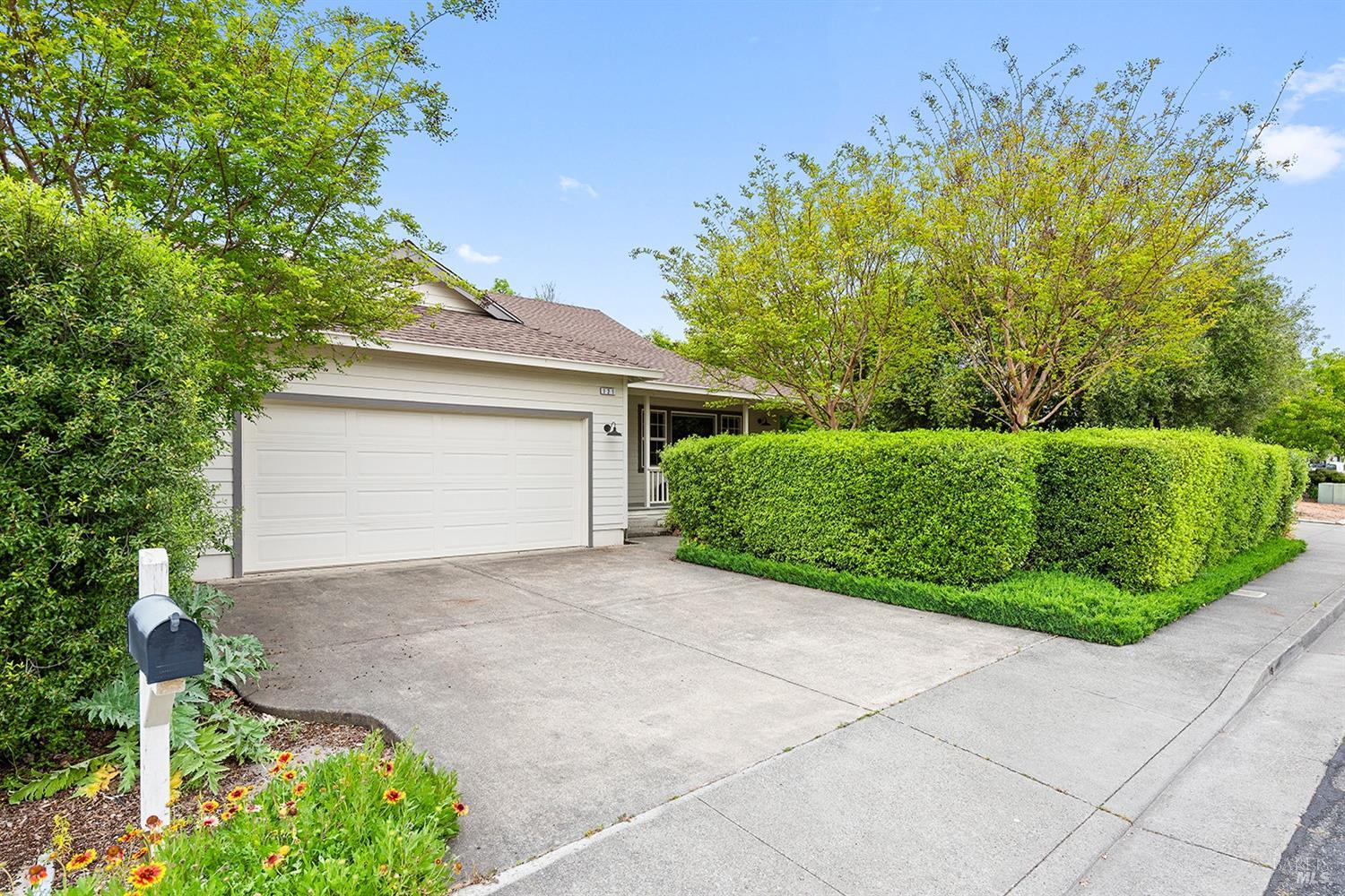 121 Monte Vista Ave