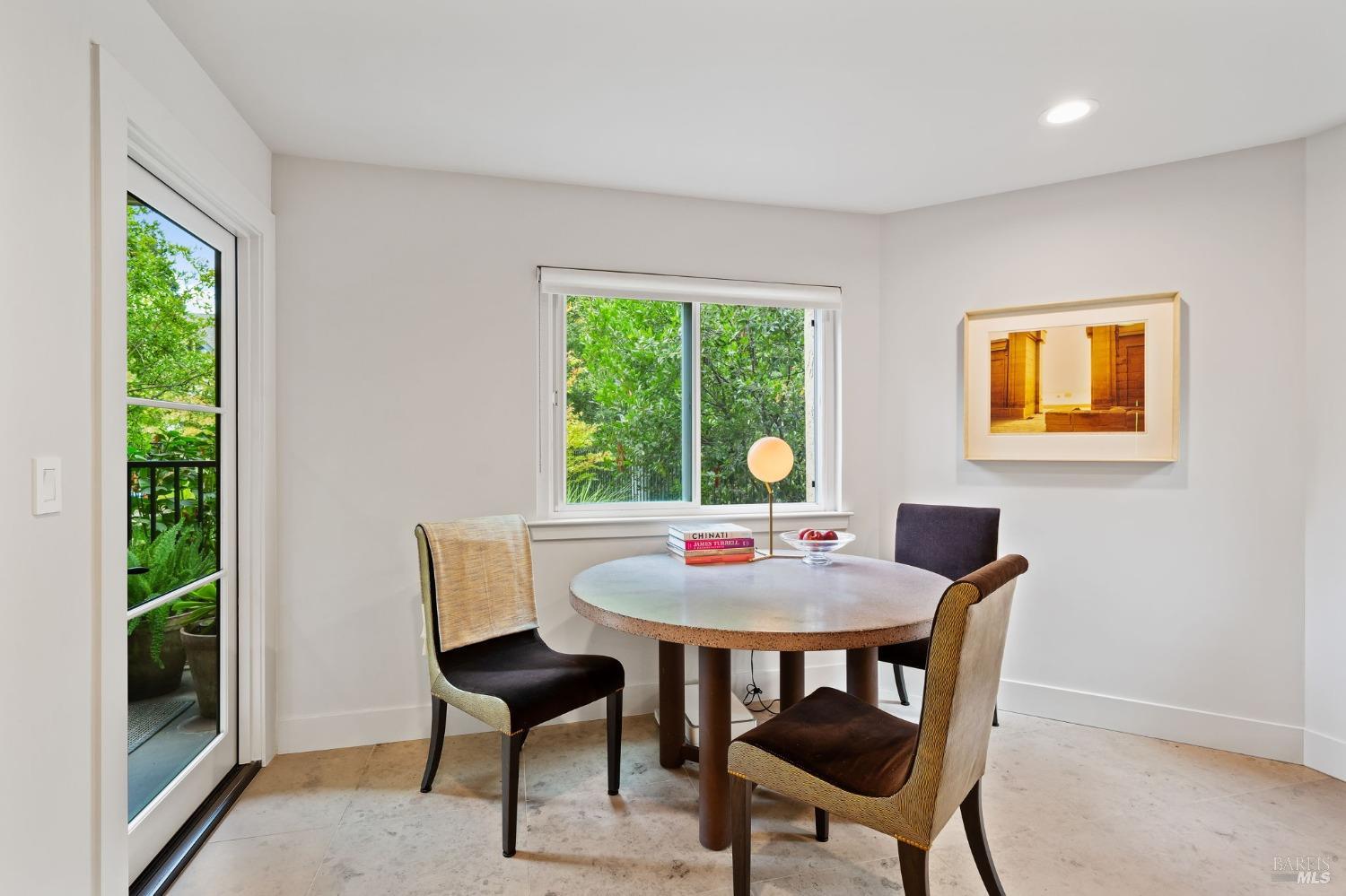 202 Foss Creek Cir #C