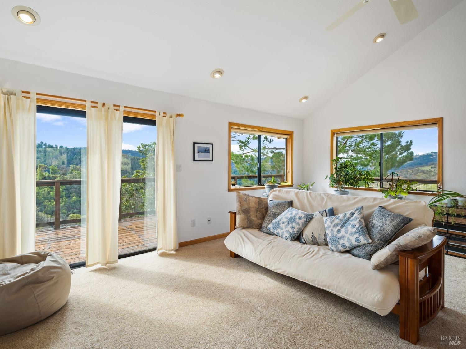 11300 Stewarts Point Skaggs Springs Rd