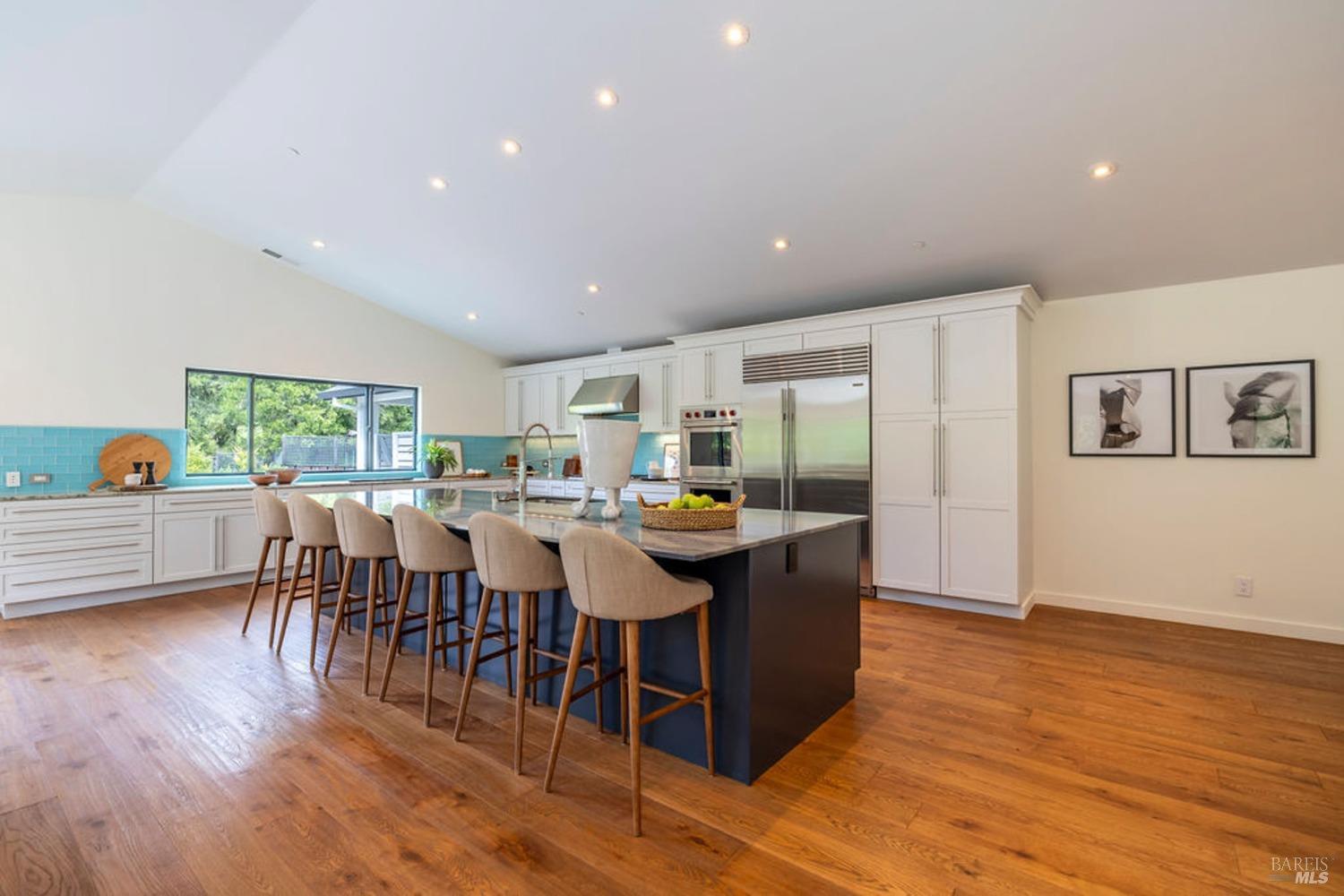311 Burgundy Rd