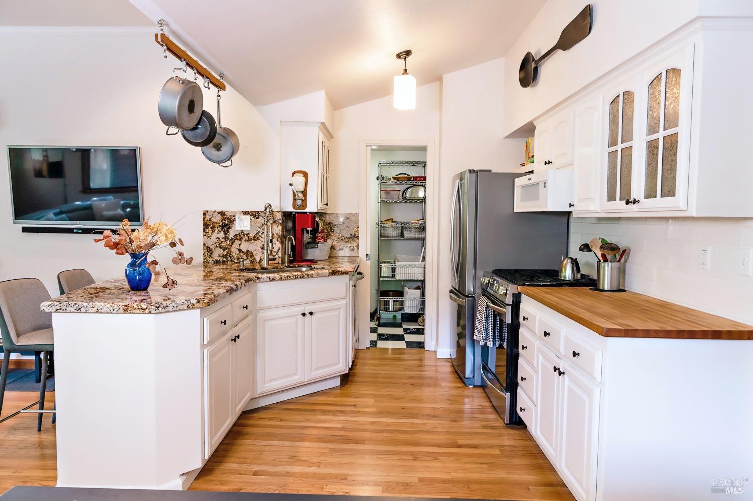 2859 Wallace Creek Rd