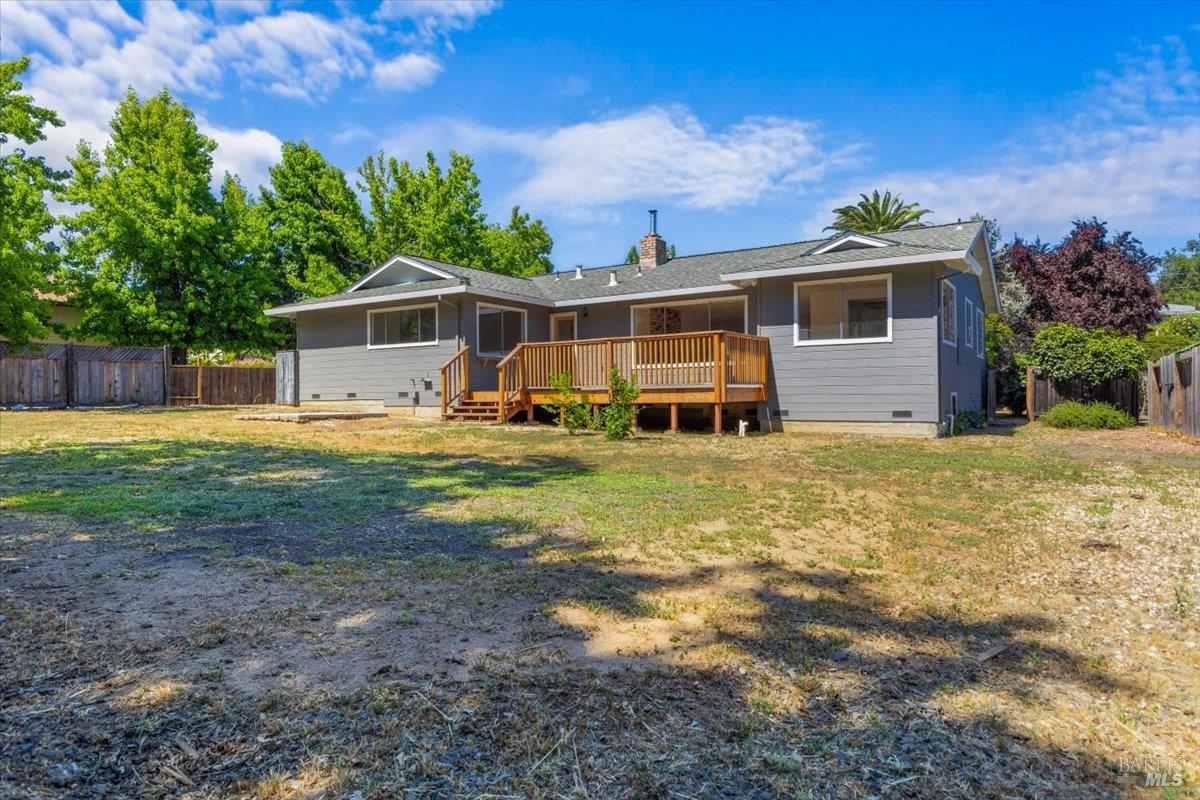 549 Hillside Dr