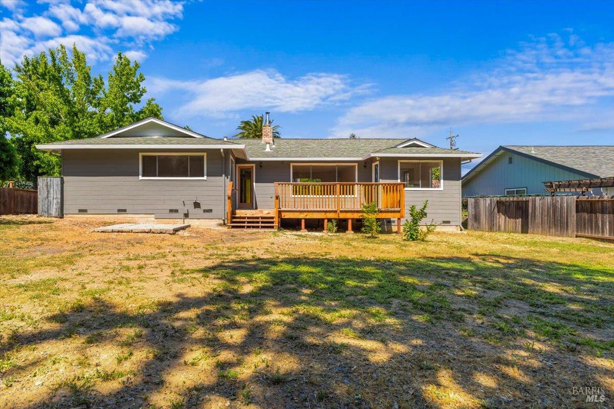 549 Hillside Dr