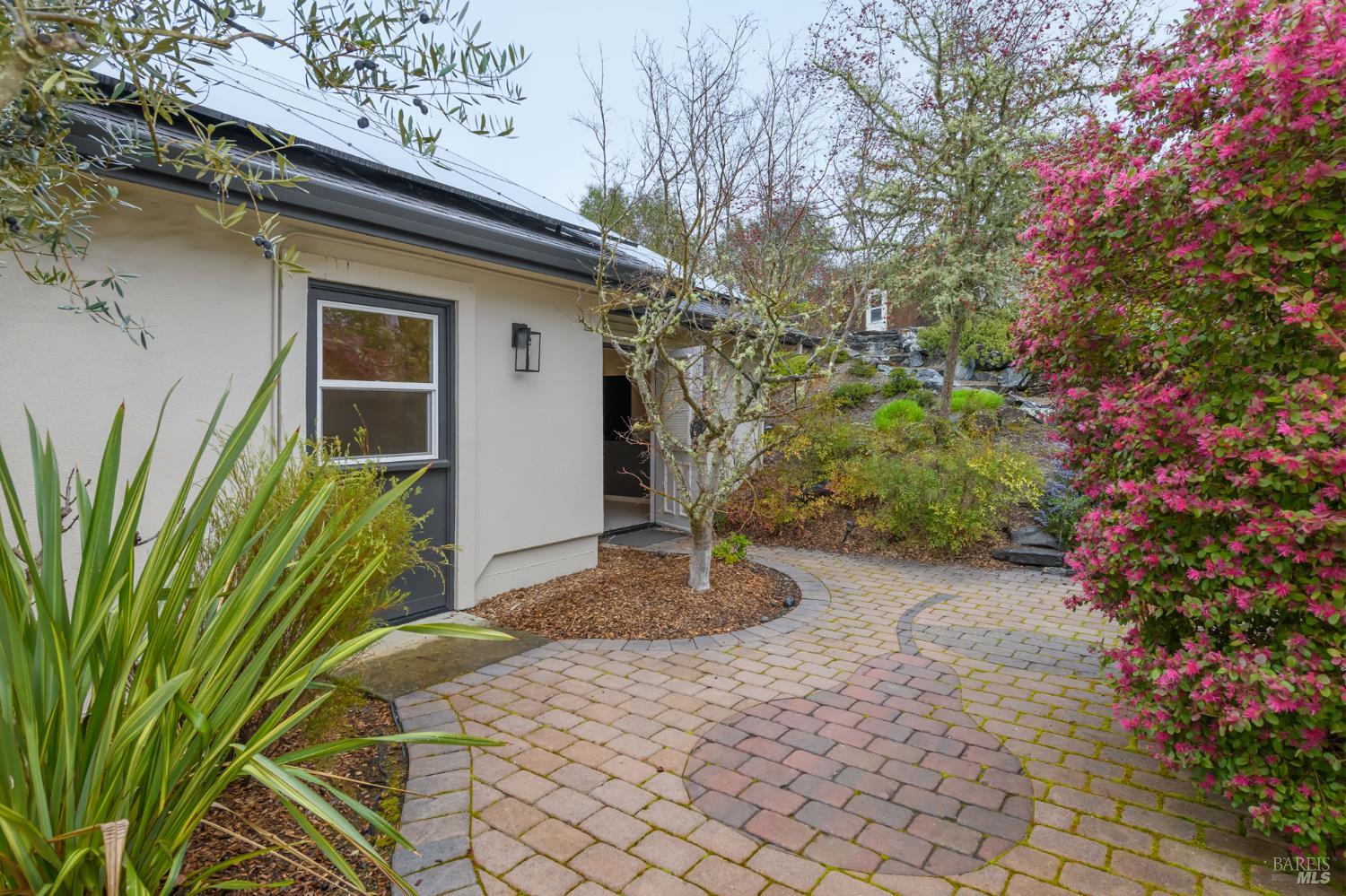 2300 Mill Creek Ln