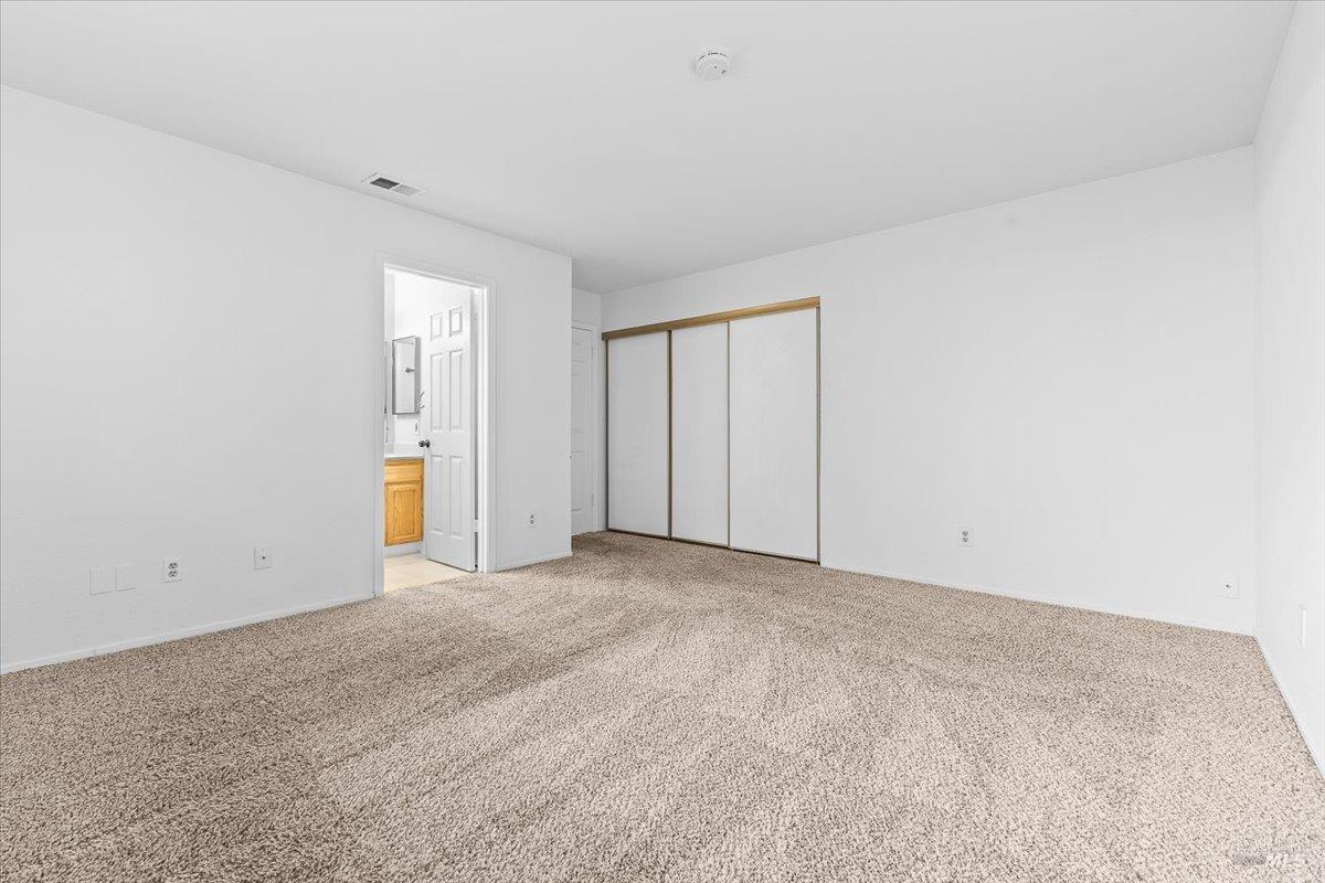 812 Quail Ct