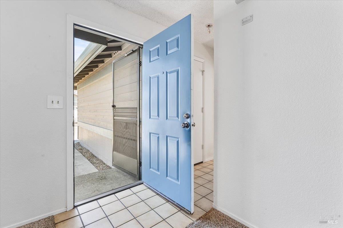 812 Quail Ct