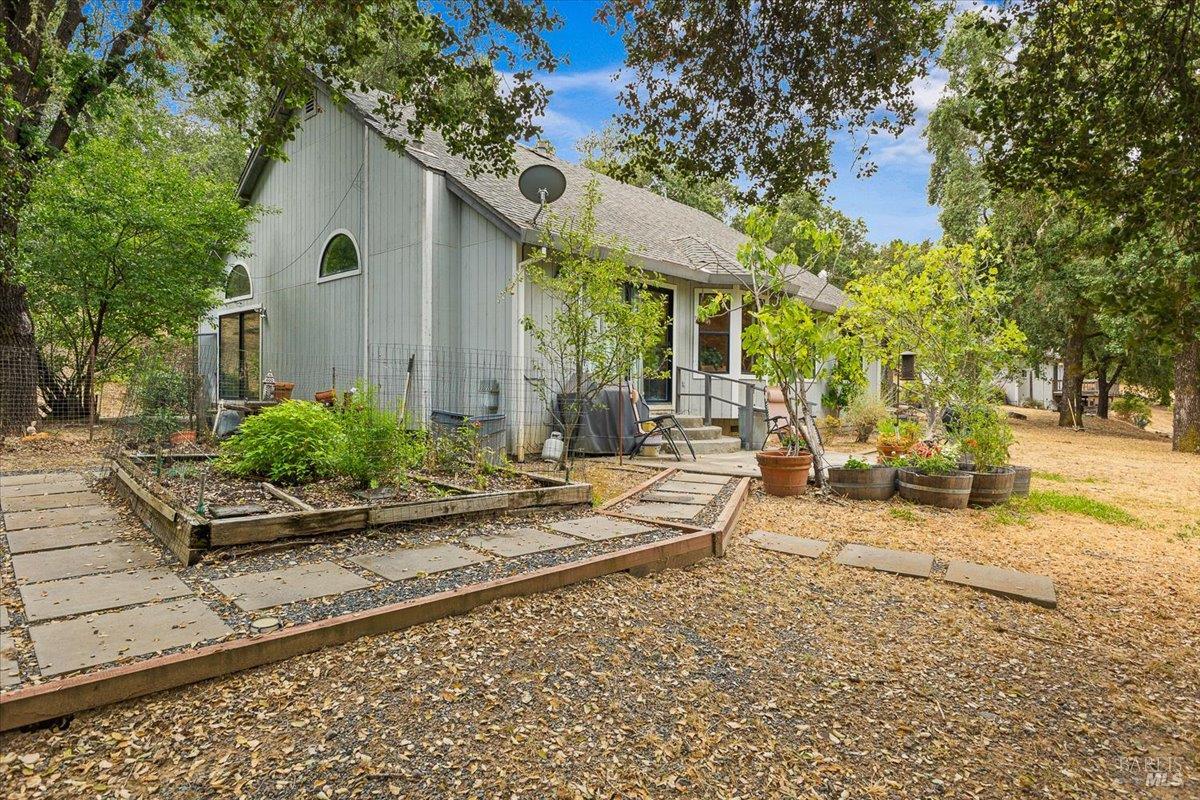 5377 Dry Creek Rd