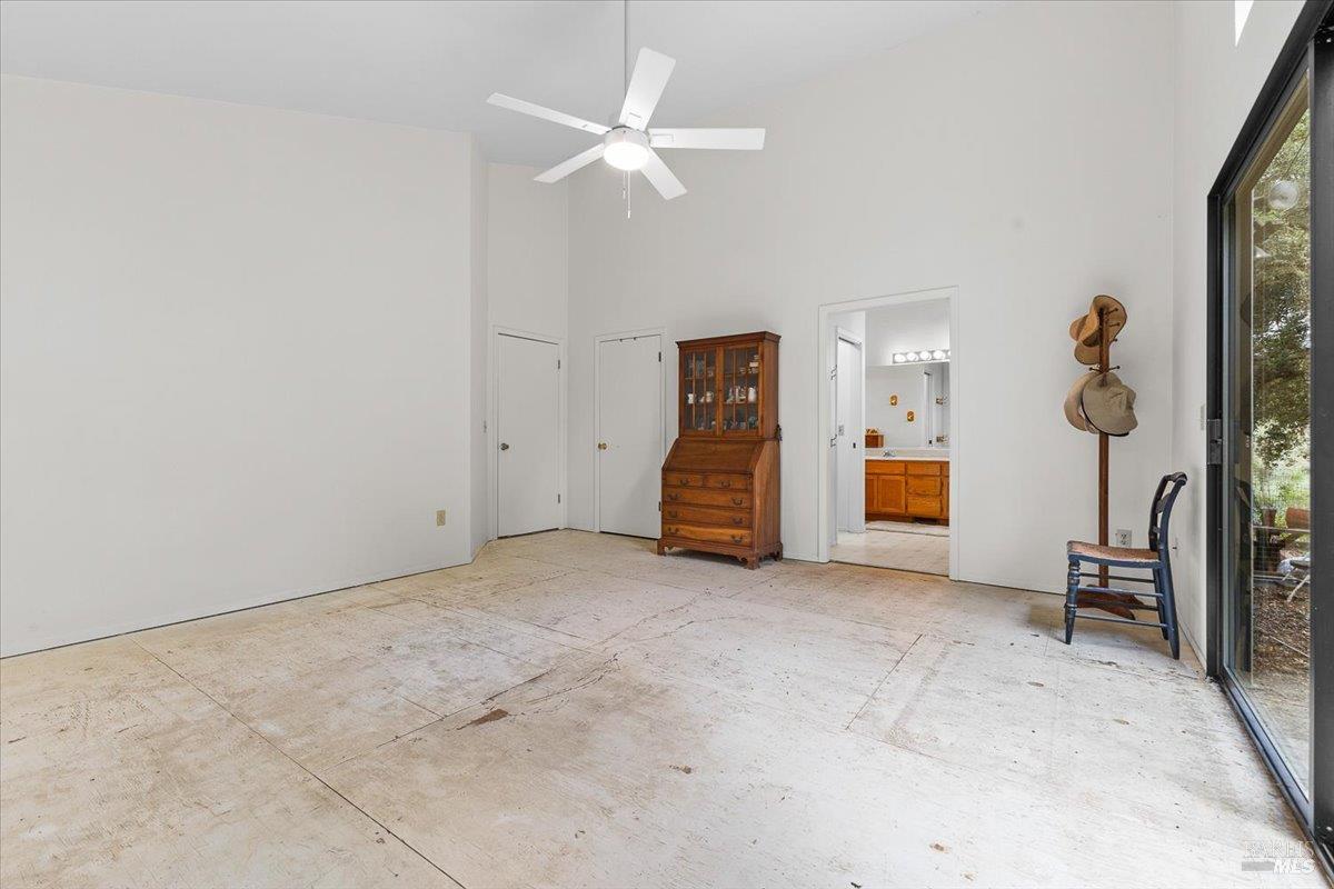 5377 Dry Creek Rd