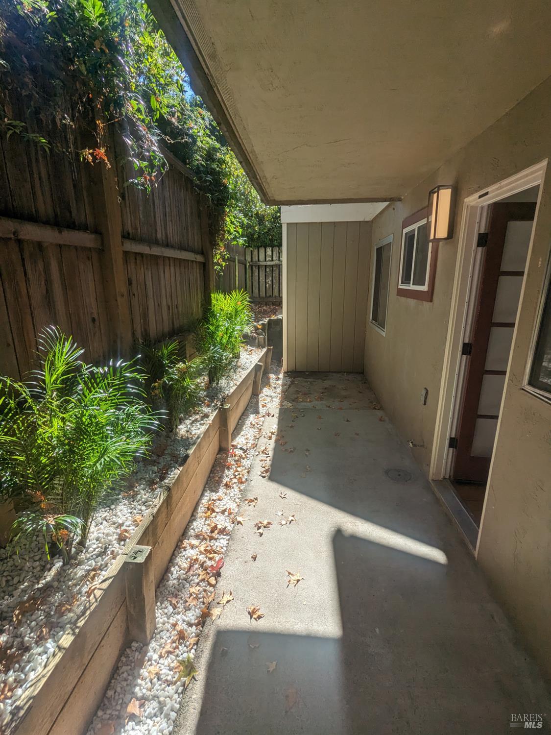 436 North St #11
