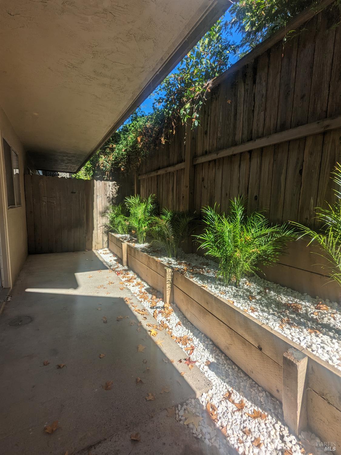 436 North St #11