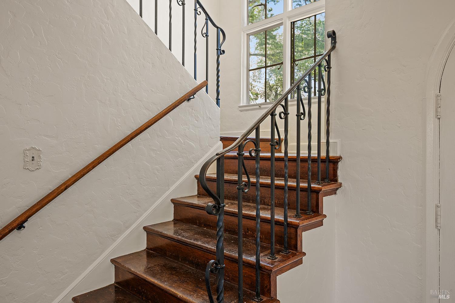 650-660 S Fitch Mountain Rd