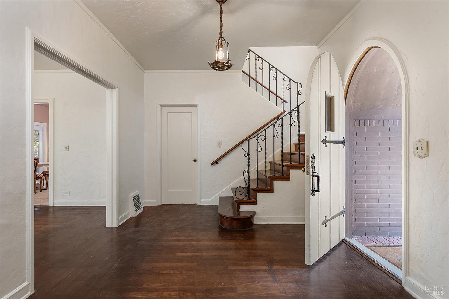 650-660 S Fitch Mountain Rd