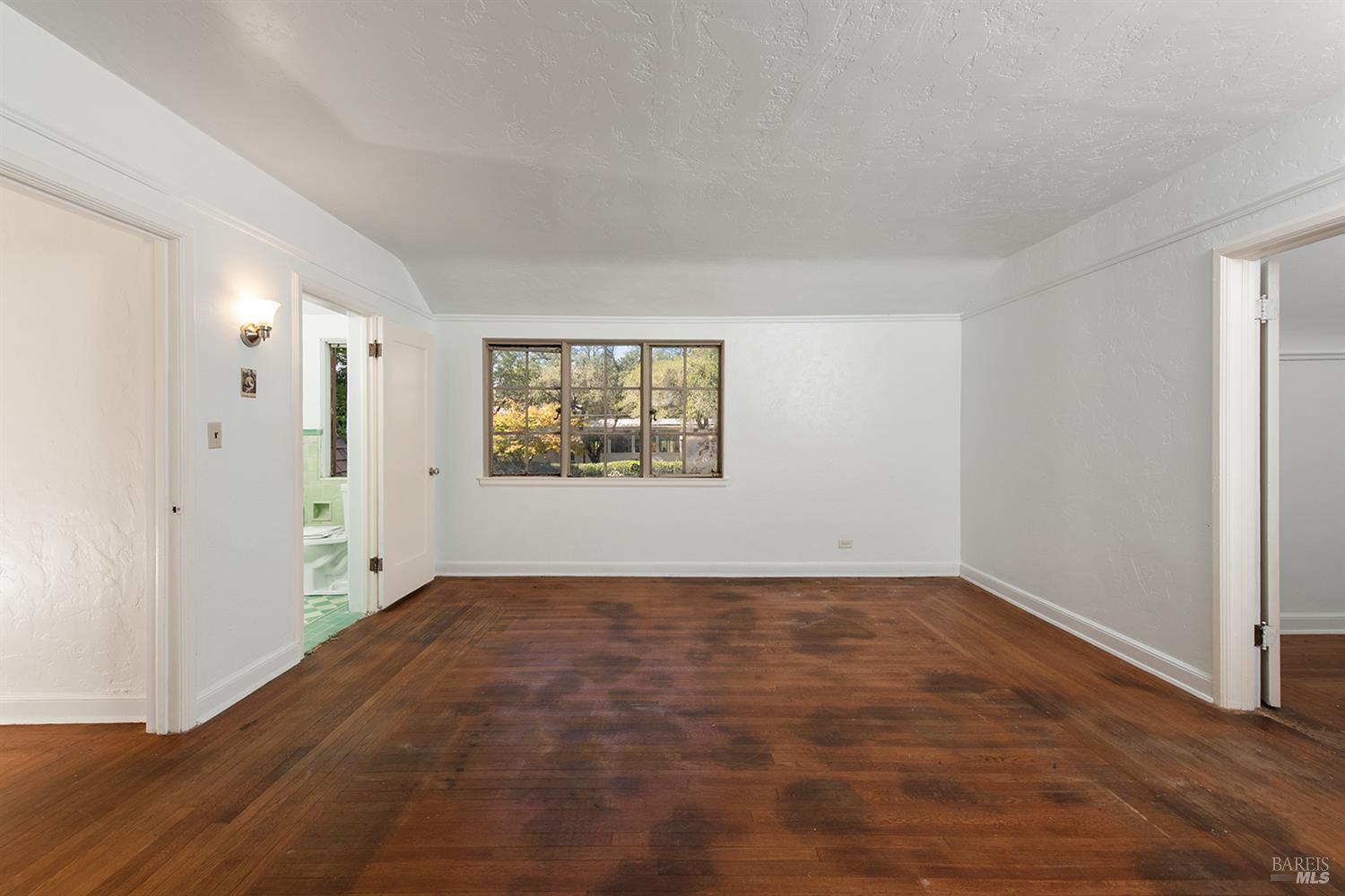 650-660 S Fitch Mountain Rd