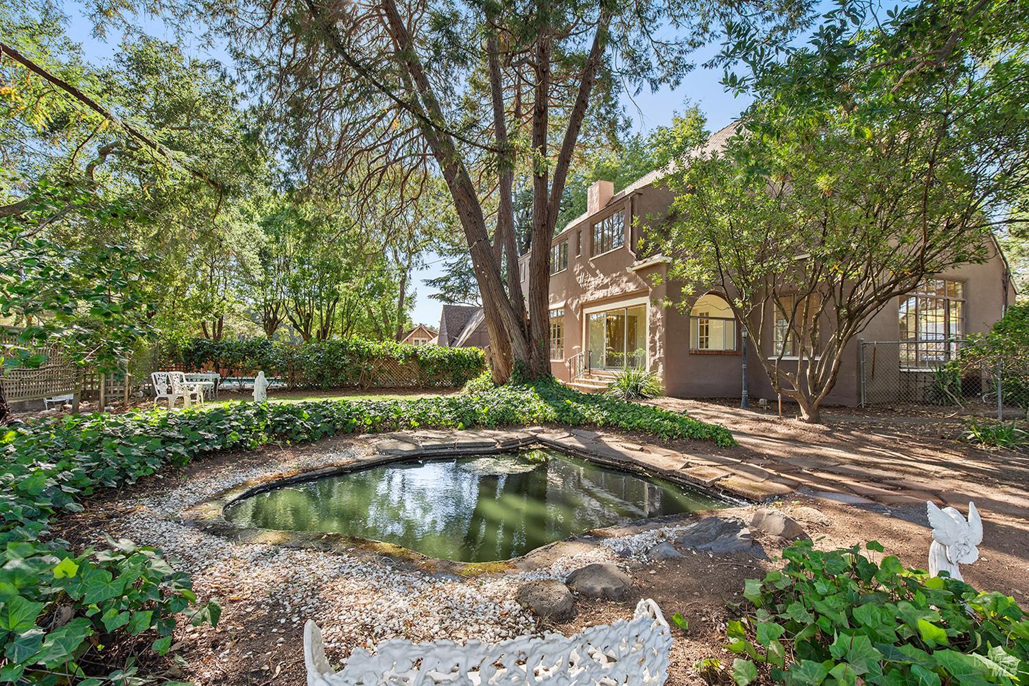 650-660 S Fitch Mountain Rd