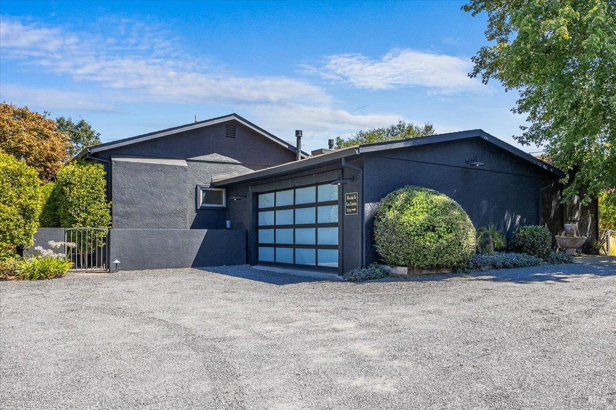 1208 Chiquita Rd