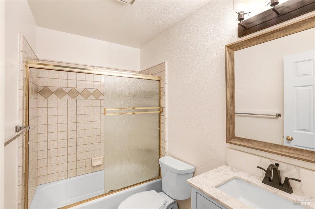 401 Fairway Court