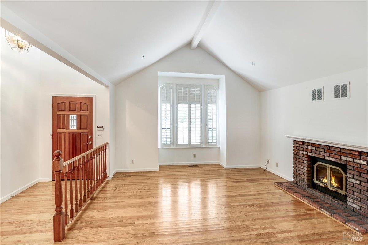 401 Fairway Court