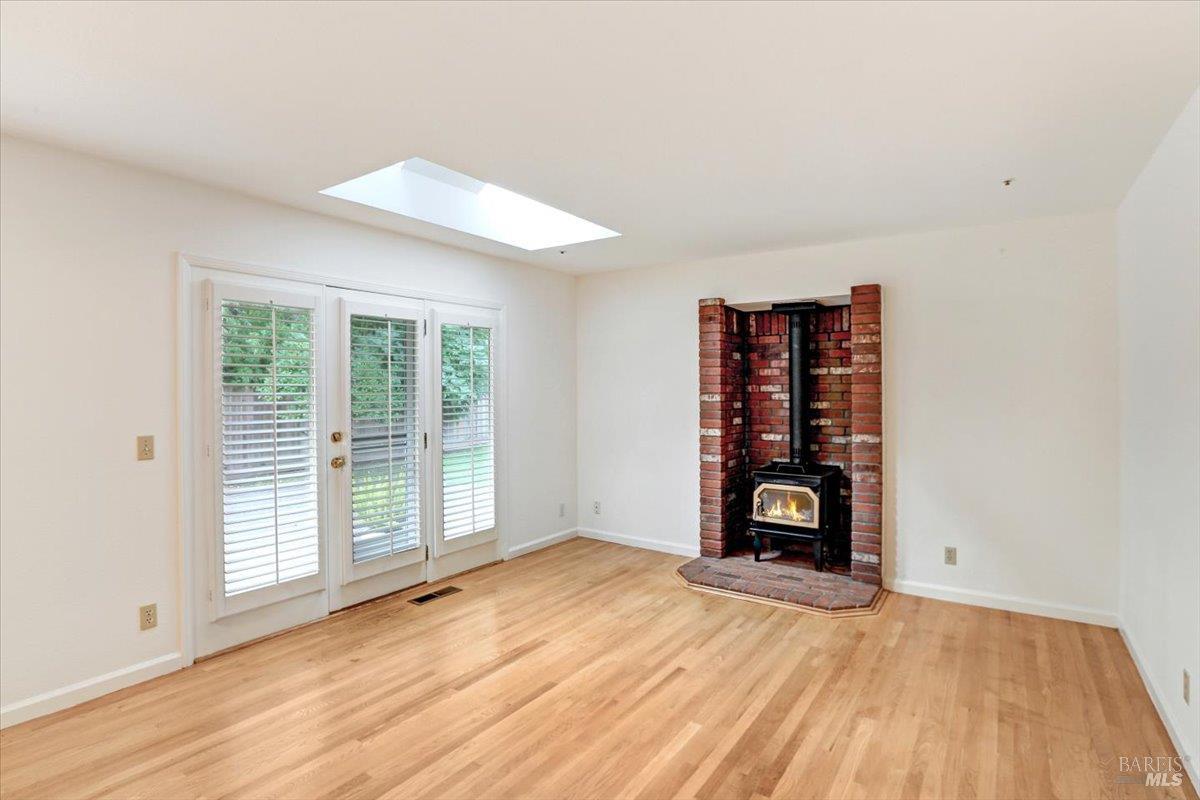 401 Fairway Court