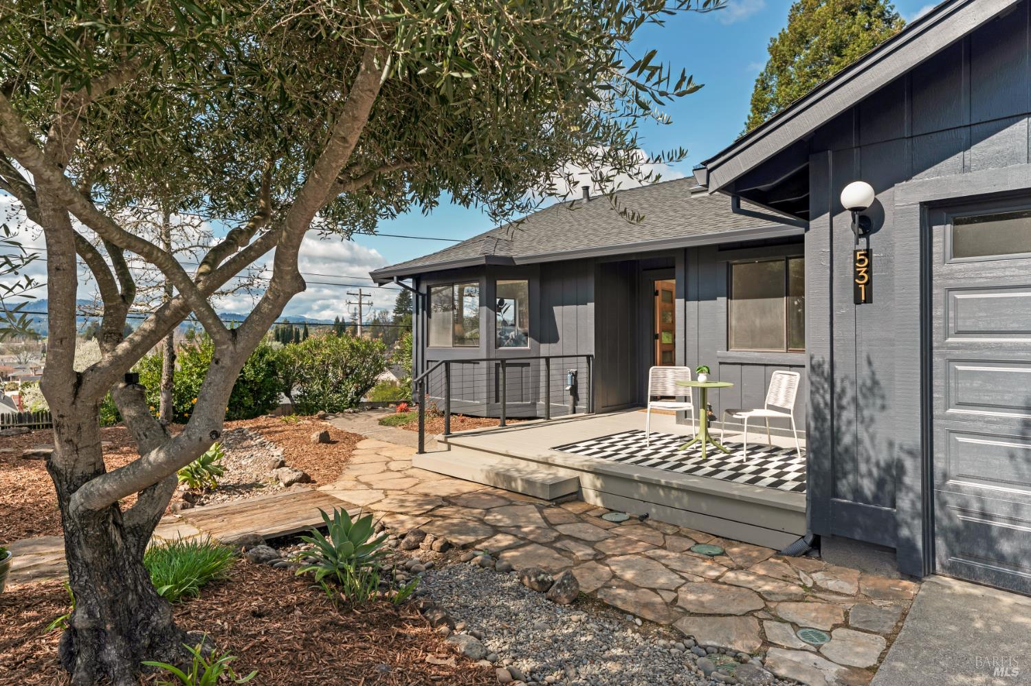 531 Jachetta Court