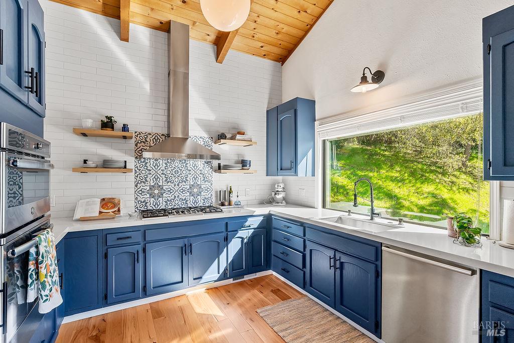 913 Valley View Drive