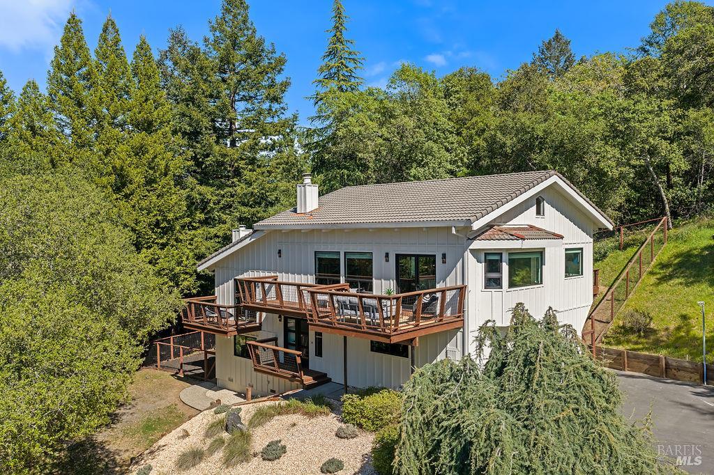 913 Valley View Drive