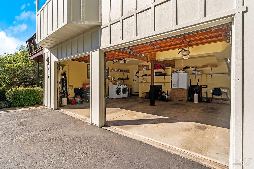 913 Valley View Drive