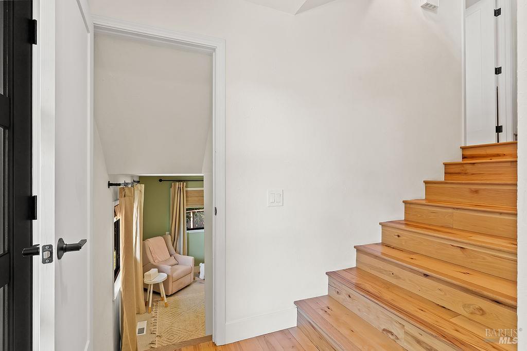 913 Valley View Drive