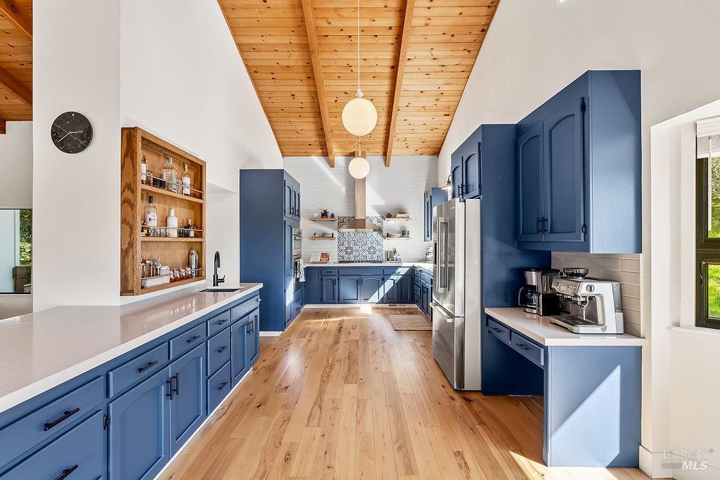 913 Valley View Drive