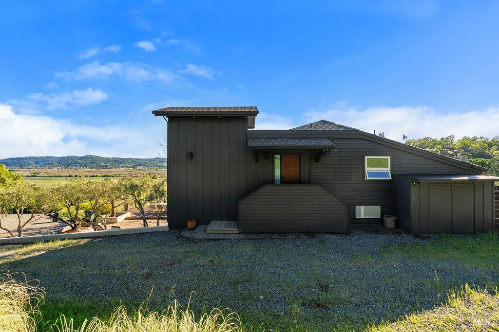 23121 Vineyard Road