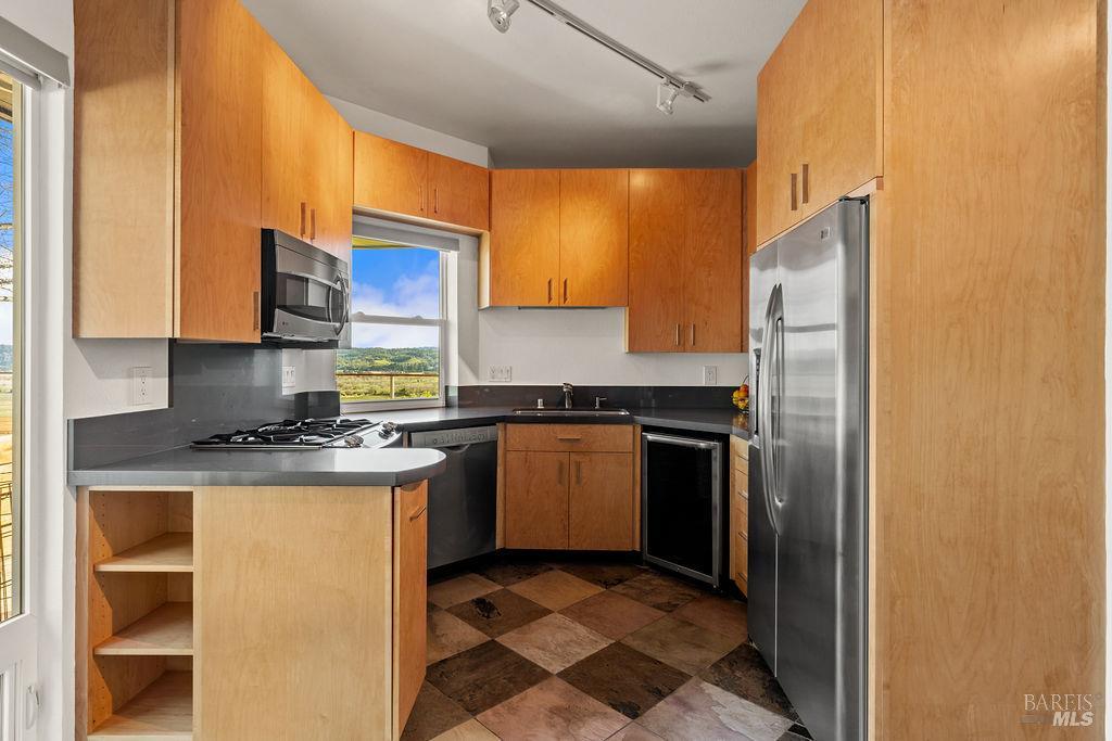 23121 Vineyard Road