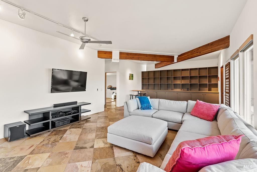 23121 Vineyard Road