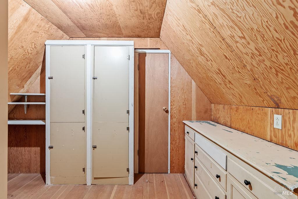 1212 N Fitch Mountain Road