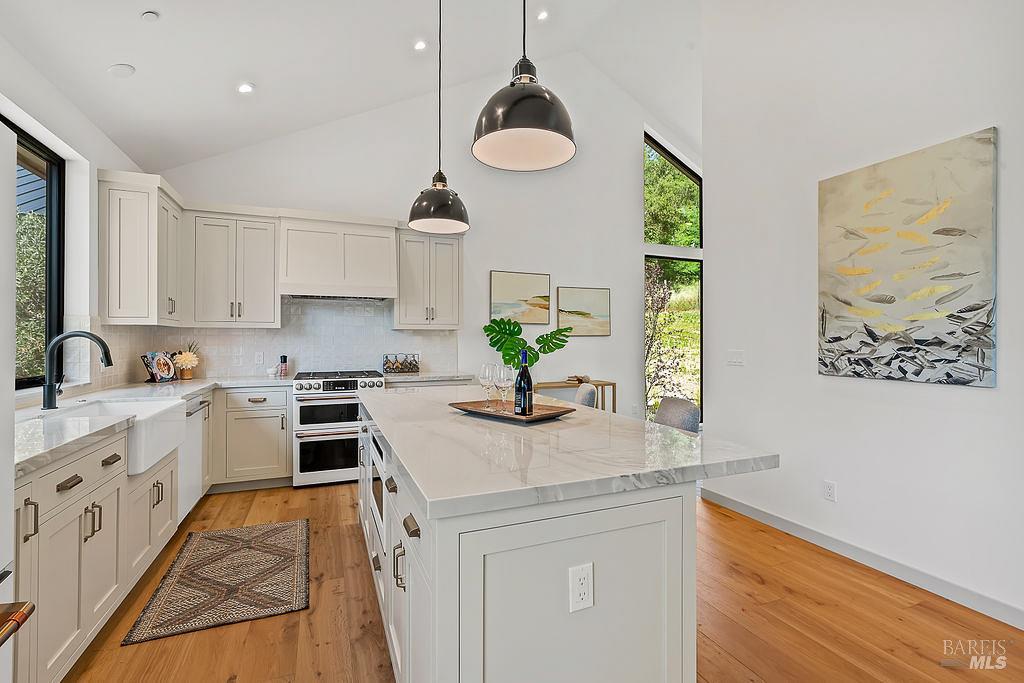1099 Dry Creek Road