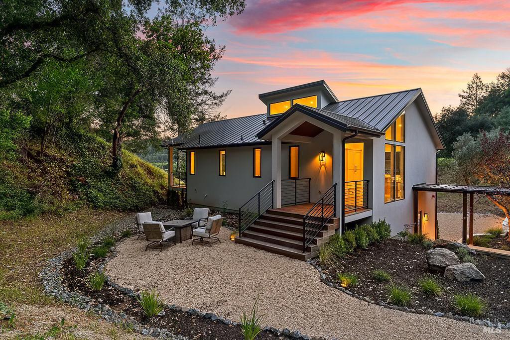 1099 Dry Creek Road