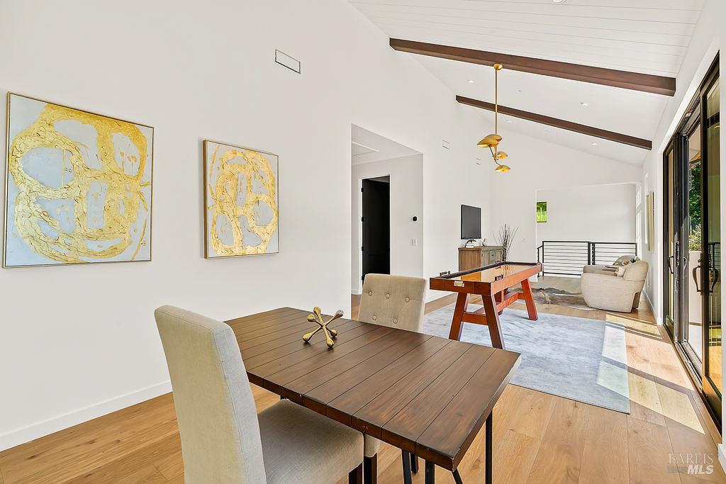 1099 Dry Creek Road