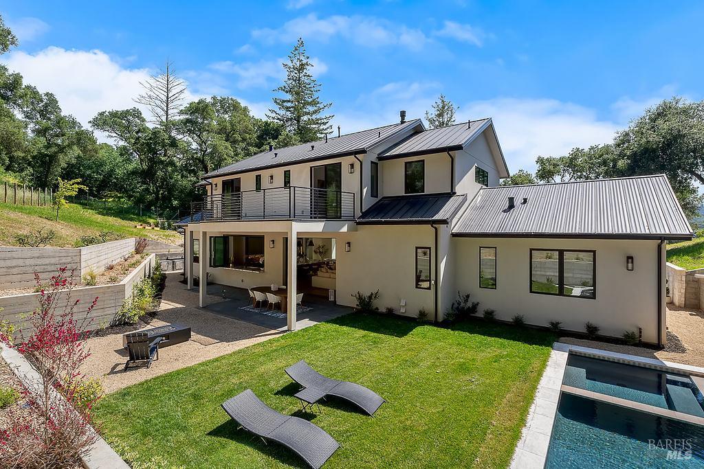 1099 Dry Creek Road