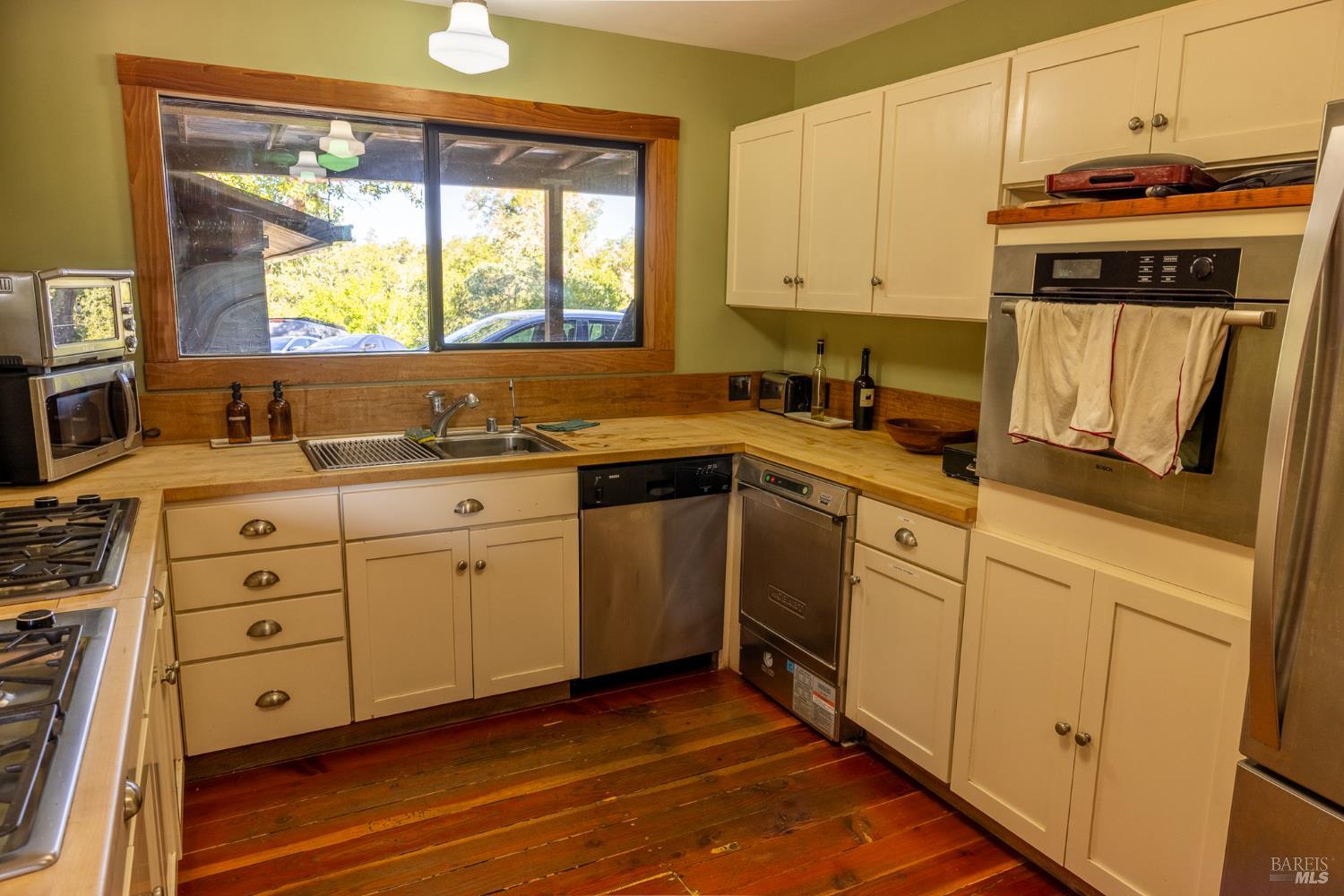13414 Chalk Hill Road