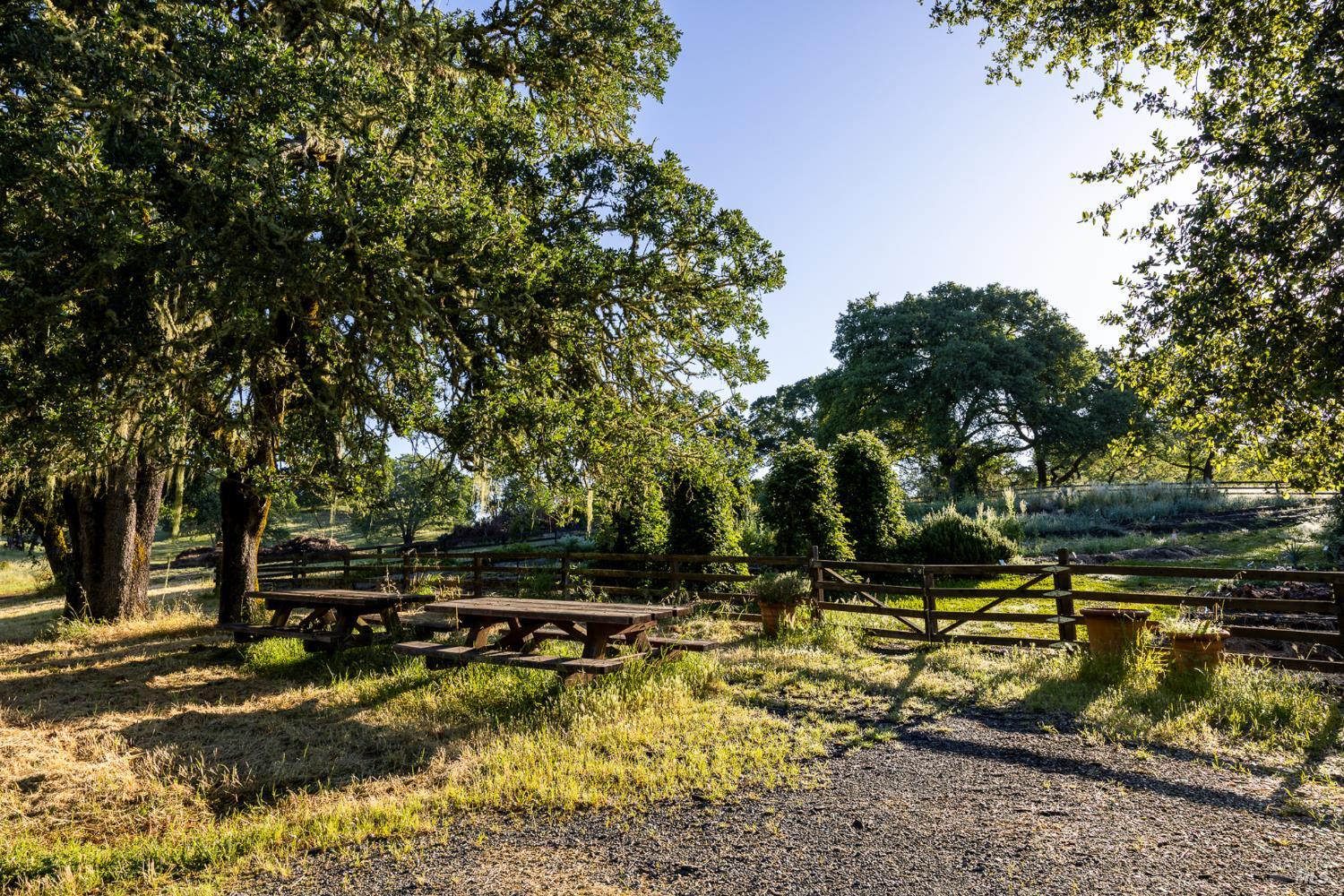 13414 Chalk Hill Road