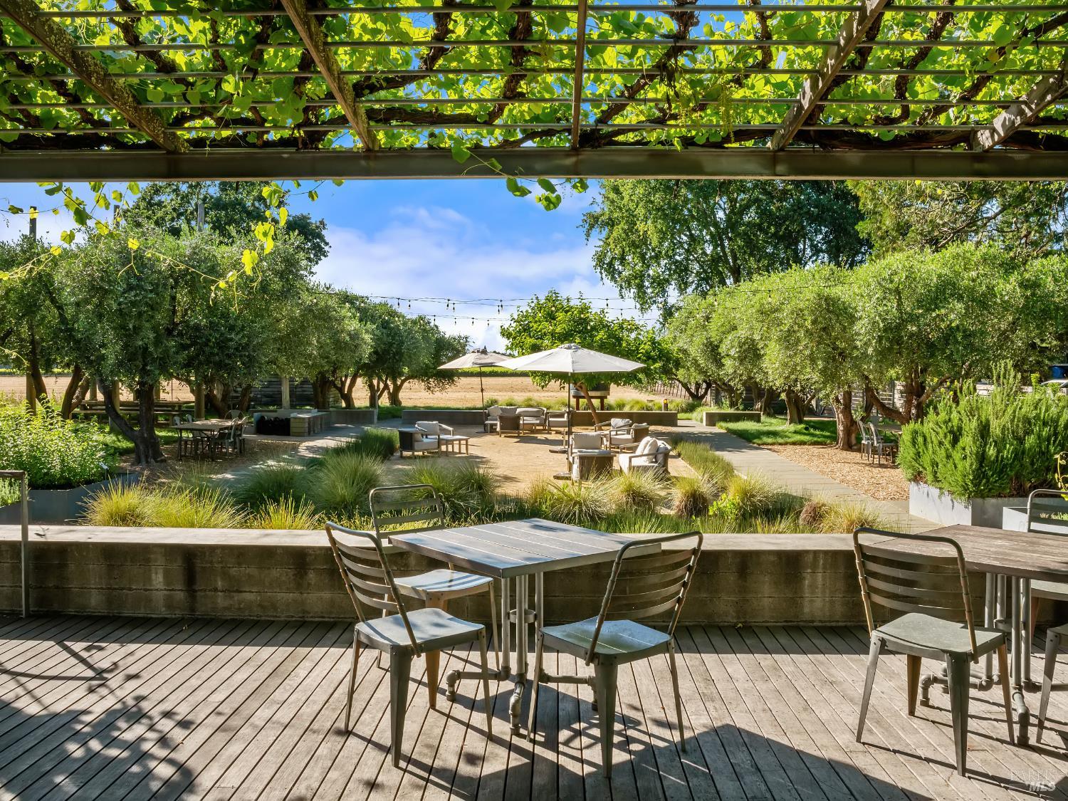 3487 Alexander Valley Road