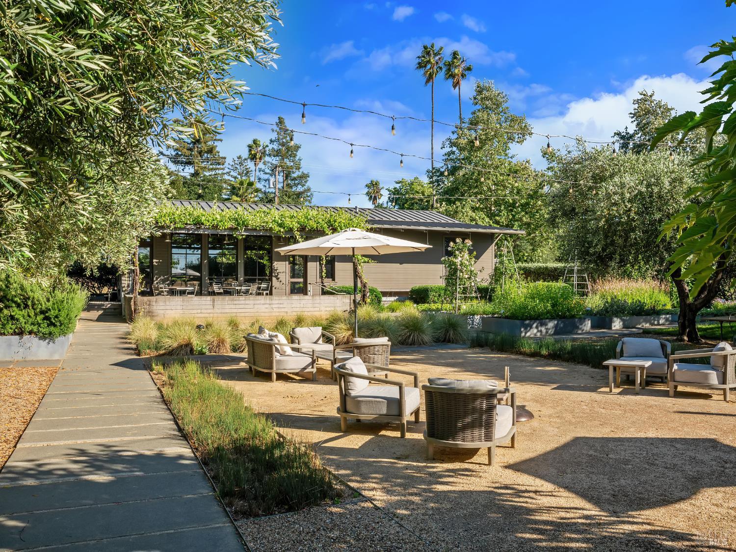 3487 Alexander Valley Road
