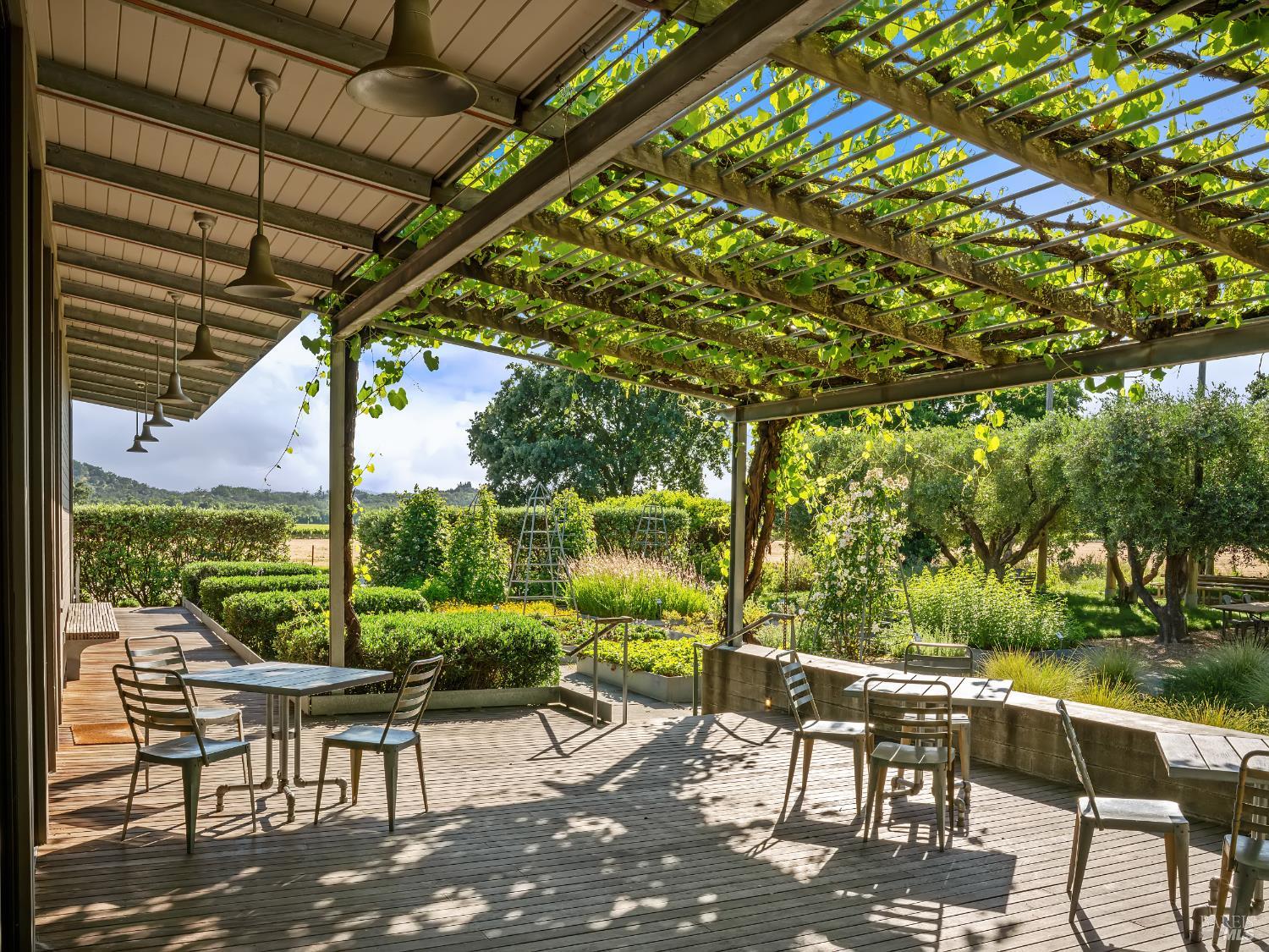 3487 Alexander Valley Road
