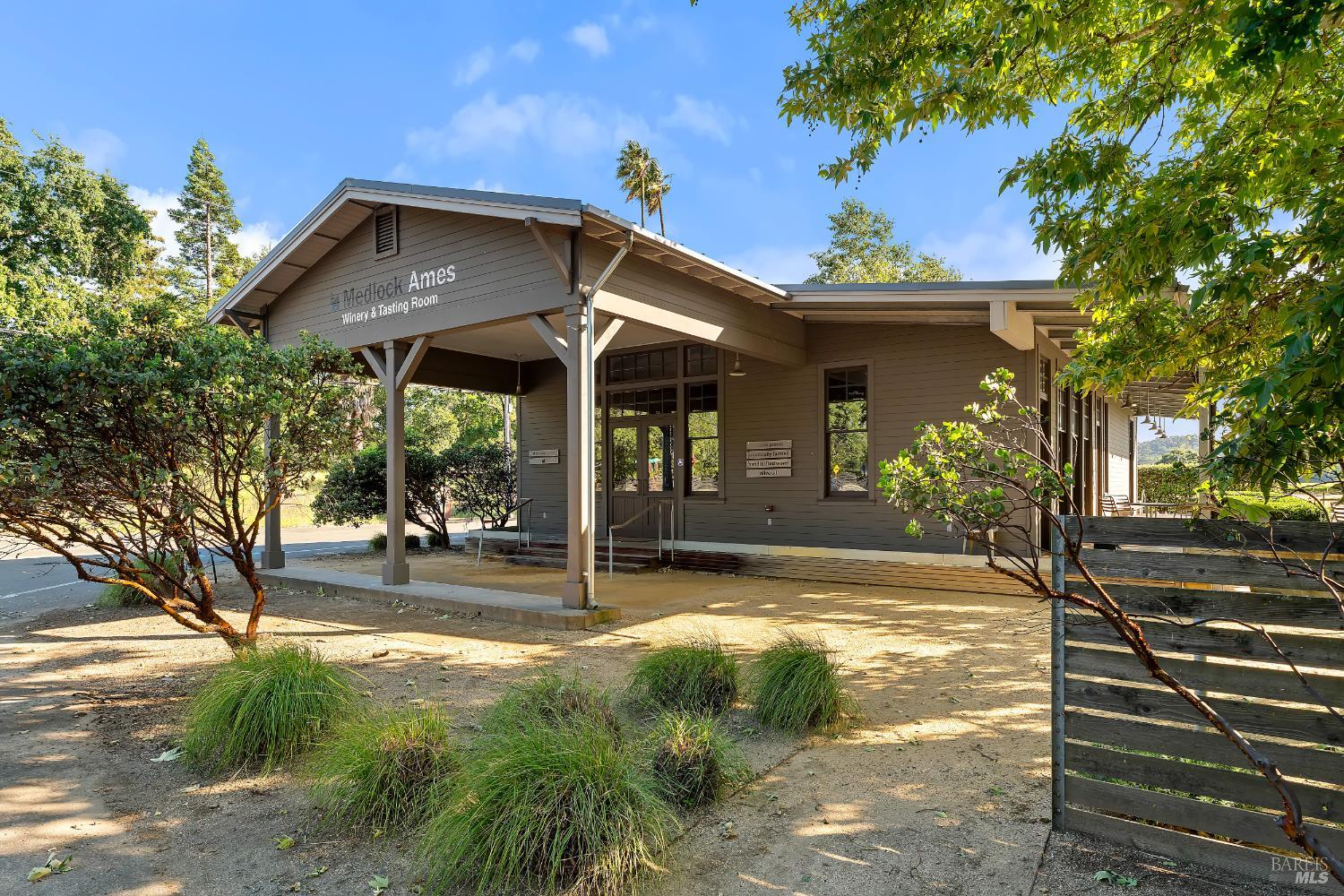 3487 Alexander Valley Road